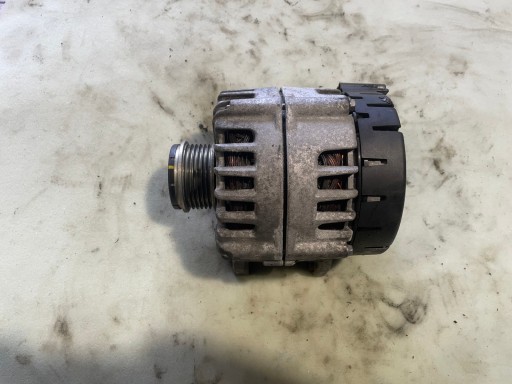 Audi a4 a5 a6 q7 3.0 tdi генератор 059903024a