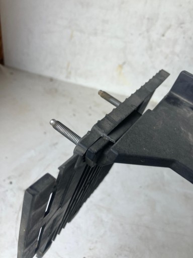 Support plaque KOMPUTERA pour batterie PEUGEOT 308 T9 9808174680
