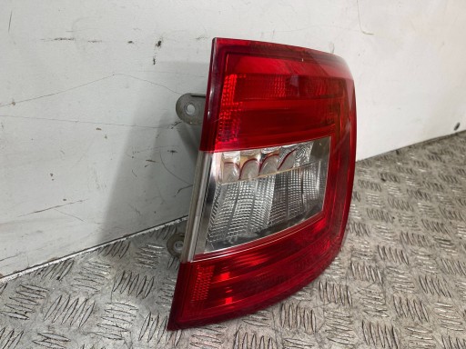 light rear rear part right SKODA OCTAVIA 3 III 12- KOMBI 5E9945096