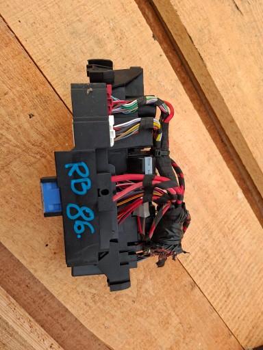 compartment of fuses AUDI A4 B8 8K1937503