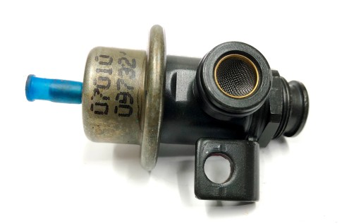 0815515 17091410 - Регулятор давления топлива клапан OPEL POLONEZ Gsi
