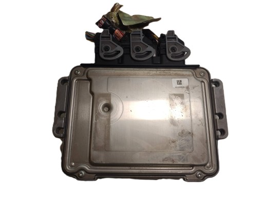 computer of the engine PEUGEOT 407 1.6 HDI