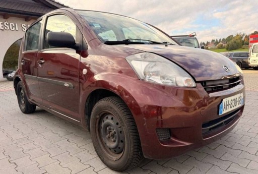 Daihatsu Sirion 2 II M300 M3 CZARE MAT right mirror electrics 3-PIN