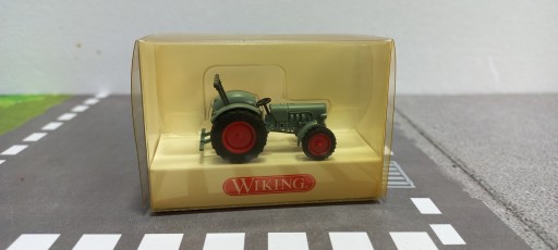 1;87 WIKING TRAKTOR EICHER