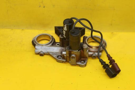 066109210J - НАТЯЖИТЕЛЬ ГРМ PHAETON 3,2 FSI BKL066109210J