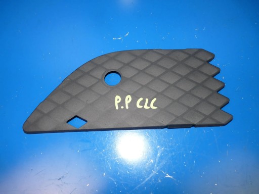 Mercedes-Benz CLC CL203 W203 grid of a bumper right right front
