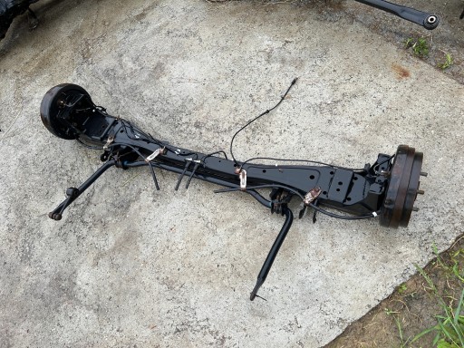 Nissan nv200 задняя балка задней подвески оригинальные новые колодки барабаны игла