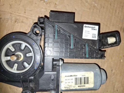 6Y2959801 - Праве переднє скло мотор skoda fabia ii vw polo iv 9n 401355a6 з німеччини