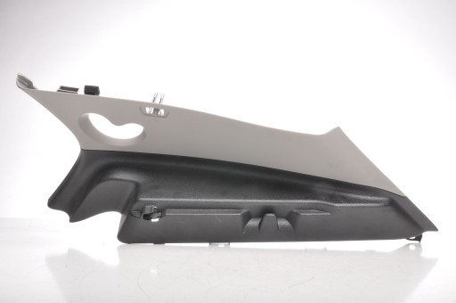 BMW F39 крышка стойки правая задняя