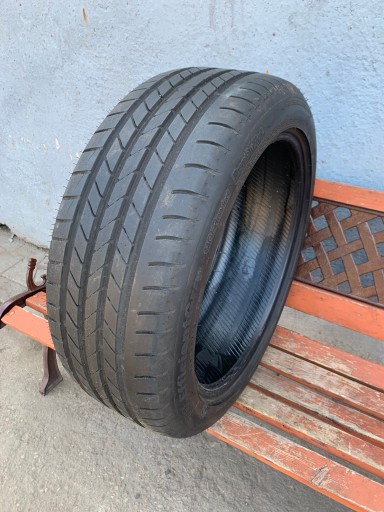 OPONA LETNIA LATO GOODYEAR EFFICIENT GRIP 235/45/19 95V 2018 7,3mm RSC 1SZT