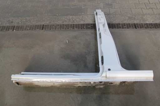 MERCEDES VITO 3 III W447 LIFT 447 threshold pillar central right