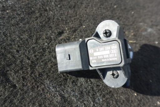 SENSOR DRUCK SERVO AUDI Q7 4L VW TOUAREG 7L