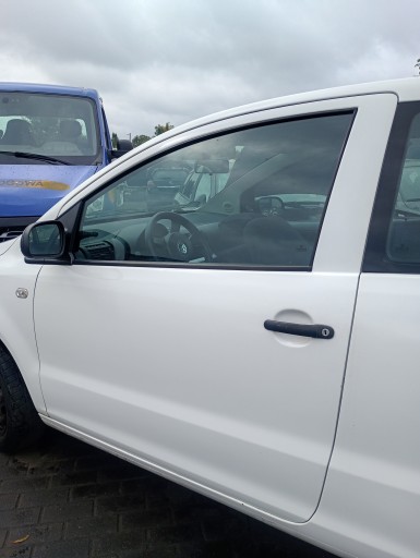 Tür links vorne vorne VW Fox 05-11 kod lakieru LB9A