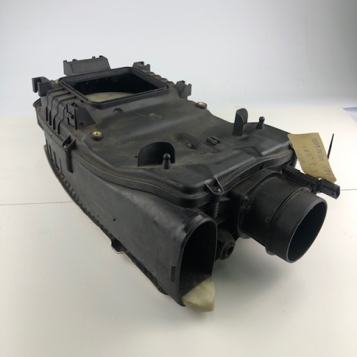 A6510901701 A651090 - Корпус фильтра SPRINTER VITO W639 2.2 CDI 651