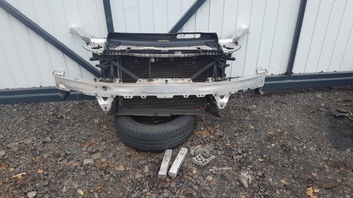 OVW213 - Демонтаж передньої ремінної решітки радіатора mercedes w213 a213 2.0