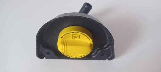 КРИШКА МАСЛЯНОГО НАПОВНЮВАЧА RENAULT TRAFIC III MASTER II III 8200795333