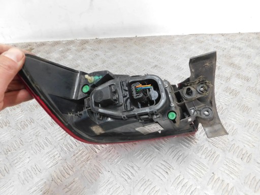 LICHT HECK HINTEN RECHTS RENAULT CLIO IV 4 HB