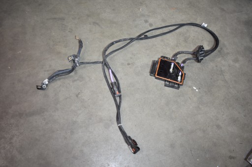 IDEALNY ROZDZIELACZ PRADU + of the hose electrics terminal MERCEDES W167 1