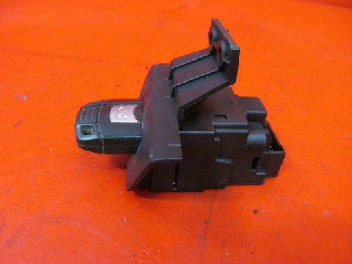 BMW E87 and 1 ignition key PILOT 6954717