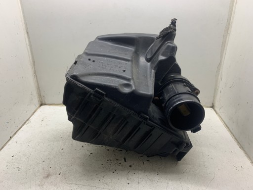 cover of a filter, air 8200947663E RENAULT MEGANE III COUPE 2012 1.6 DCI