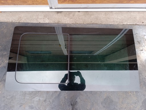 VW T5 window PRZESUWNA DRUGI RZAD left AS3 SPRAWNA