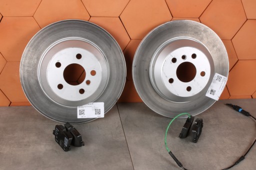 BMW 4' G26 LCI i4 G26 i4 G26 LCI discs plates rear part 330x20 8831440