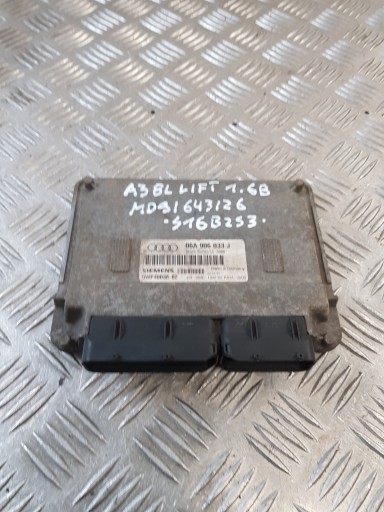 control unit of the engine 06A906033J AUDI A3 8L LIFT 1.6B 01R