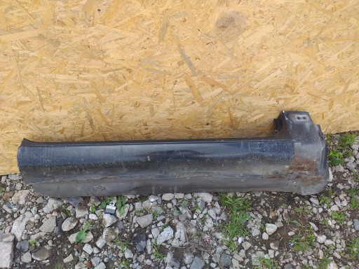 CELICA VI 6 правый порог, репературная крышка