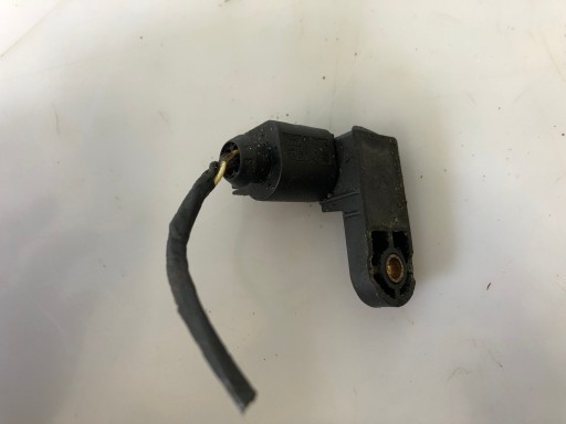 VW AUDI connector connecting spoiler connector 4B0973712
