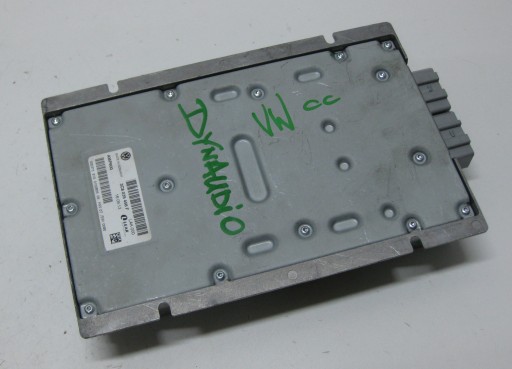 VW PASSAT B7 amplifier AUDIO DYNAUDIO 3C8035456F