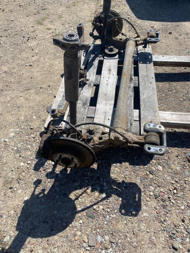 OPEL ASTRA J 1.4 16V HB komplet Achsträger träger heck hinten