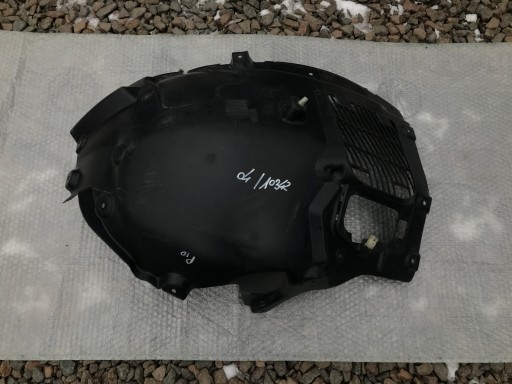 BMW M8 F91 F92 F93 СЛЕВА НИЖНЯ СПЕРЕДИ 2018-