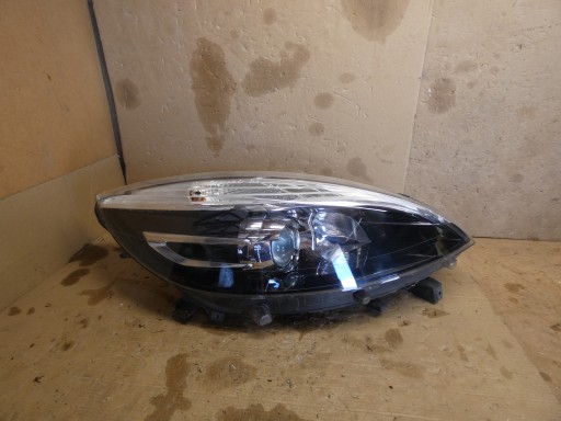 RENAULT SCENIC III LIFT light right lens 260106928R