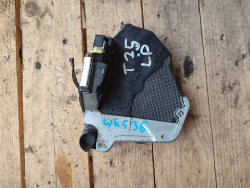 lock door left front front left Toyota Avensis t25