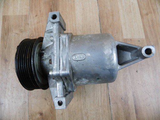 Nissan Juke and F15 1.6 BENZ compressor compressor; of the air conditioning 926001KA1B