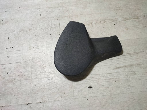 Volkswagen Touran III 20r 5TA front side right cover seat