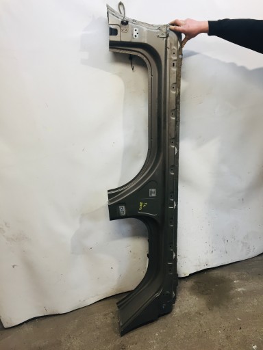 ПРАВИЙ ПОРІГ PEUGEOT 2008 #74