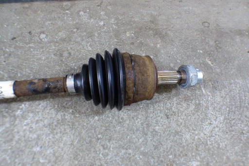 Opel Corsa E 1.4 B semi-axis napedowa left front 13149830 st.BDB original
