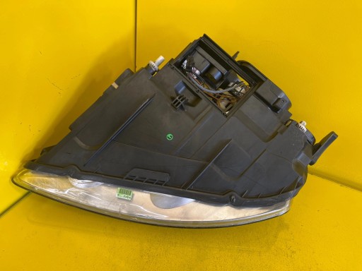 light right VW Touareg and 02-10 XENON 7L6941016