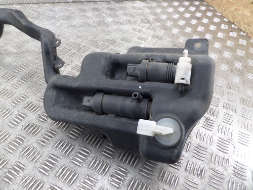 MERCEDES A-klasse W176 behälter spritzdüse A2468690120