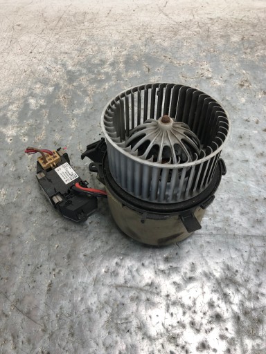DMUCHAWA Lüfter AUDI A4 B8 A5 8K0820521