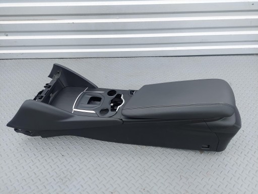bracciolo TUNEL media ARM REST UK ANGLIK ALFA ROMEO GIULIA