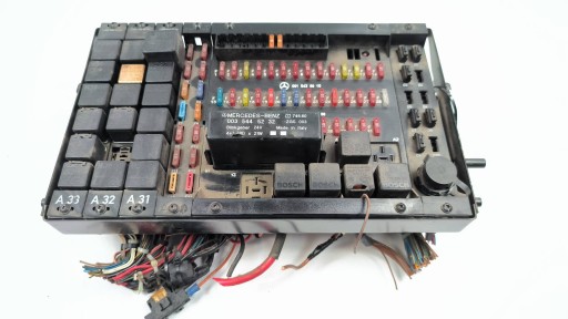 Module fusibles 0035445232 Mercedes-BENZ ECONIC 2628
