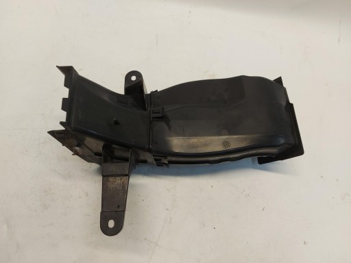 BMW G05 X5 3.0d 2019r. intake drain air left front 7421699