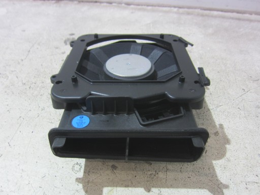 BMW X1 F40 F45 F46 F48 speaker BASOWY right NISKOTONOWY 65139278066 9278066