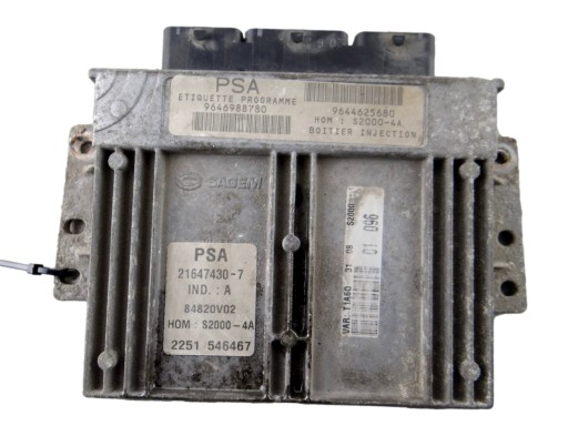 control unit of the engine PEUGEOT 206 9646988780