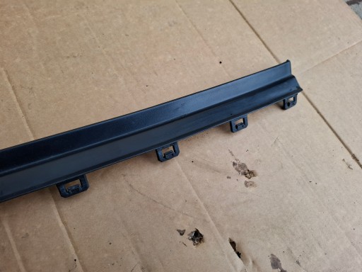 AUDI A7 4G8 moulding of a bumper cap rear part 4G8807421
