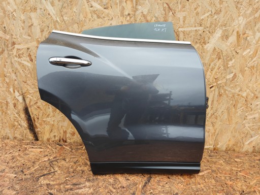 door complete right rear. right rear part MASERATI LEVANTE colour 571