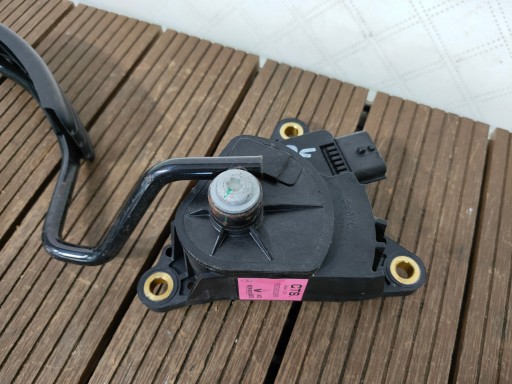 RENAULT ZOE Z.E. and 2013-2018 accelerator pedal potentiometer 180026336R OE