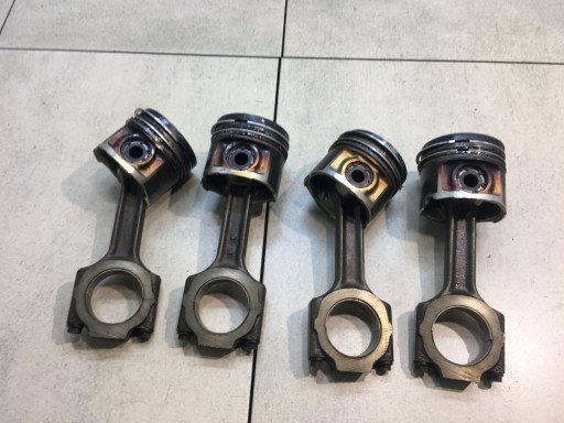 Поршень шатун OPEL ZAFIRA B 1.9 CDTI A930